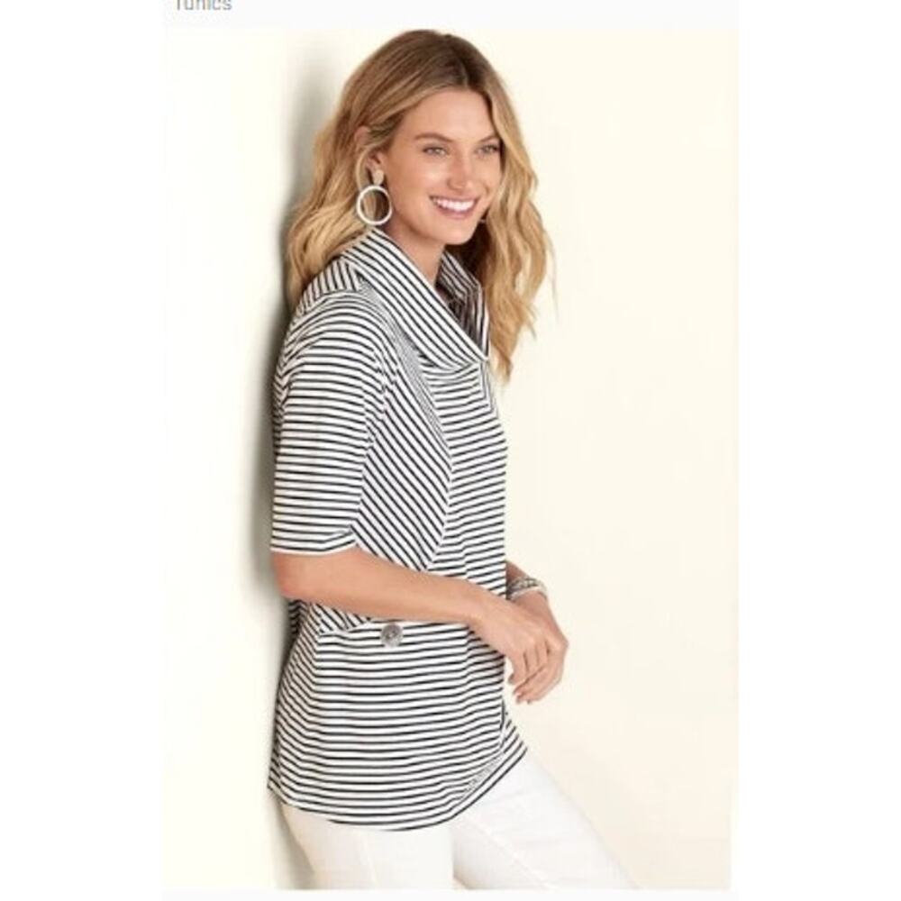 New NWT Soft Surroundings Promenade Tunic Top Small Stripes Black White Casual